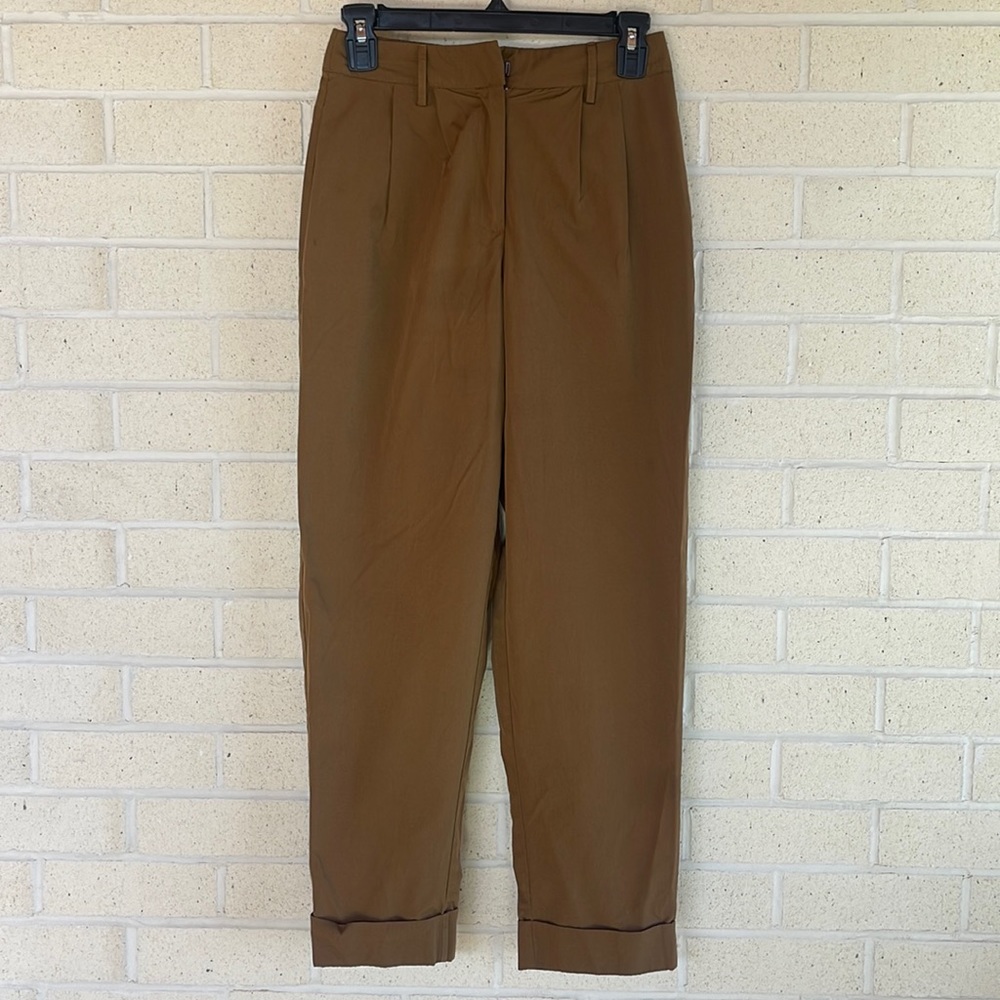 Women’s olive green/khaki trousers